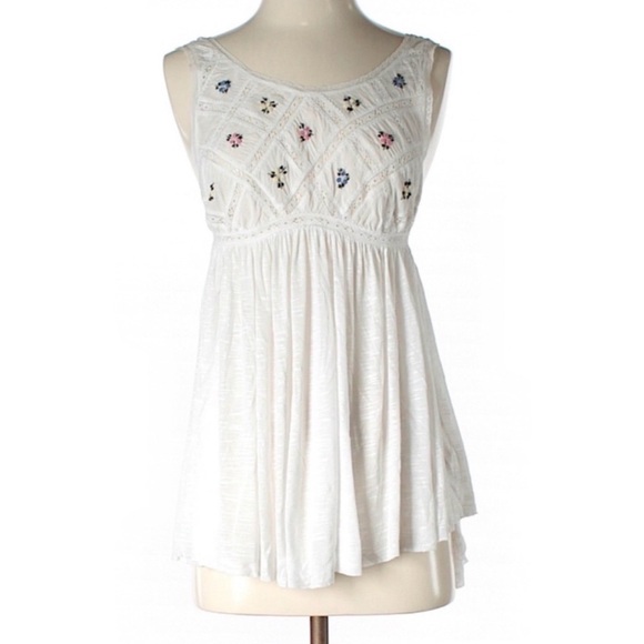 FREE PEOPLE New Romantics Sleeveless White Embroidered Lattice Tank Top XS - Picture 4 of 7